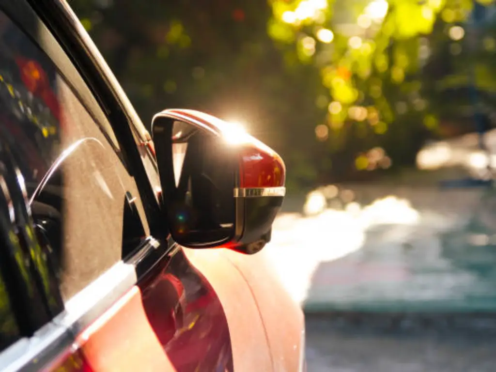 ヘッドライト紫外線保護