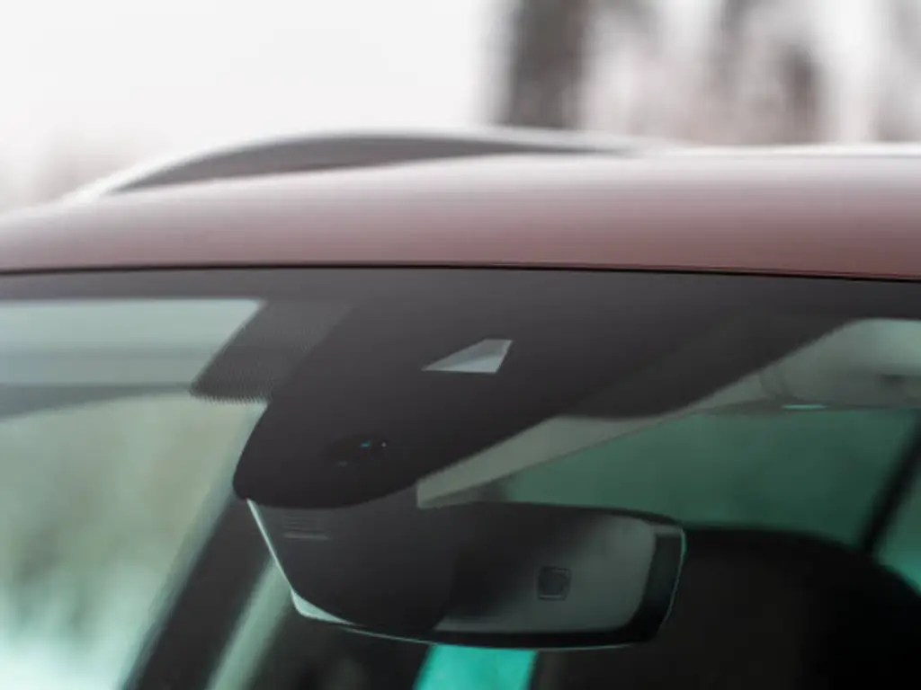 how to protect windshield from rocks - rock chip damage