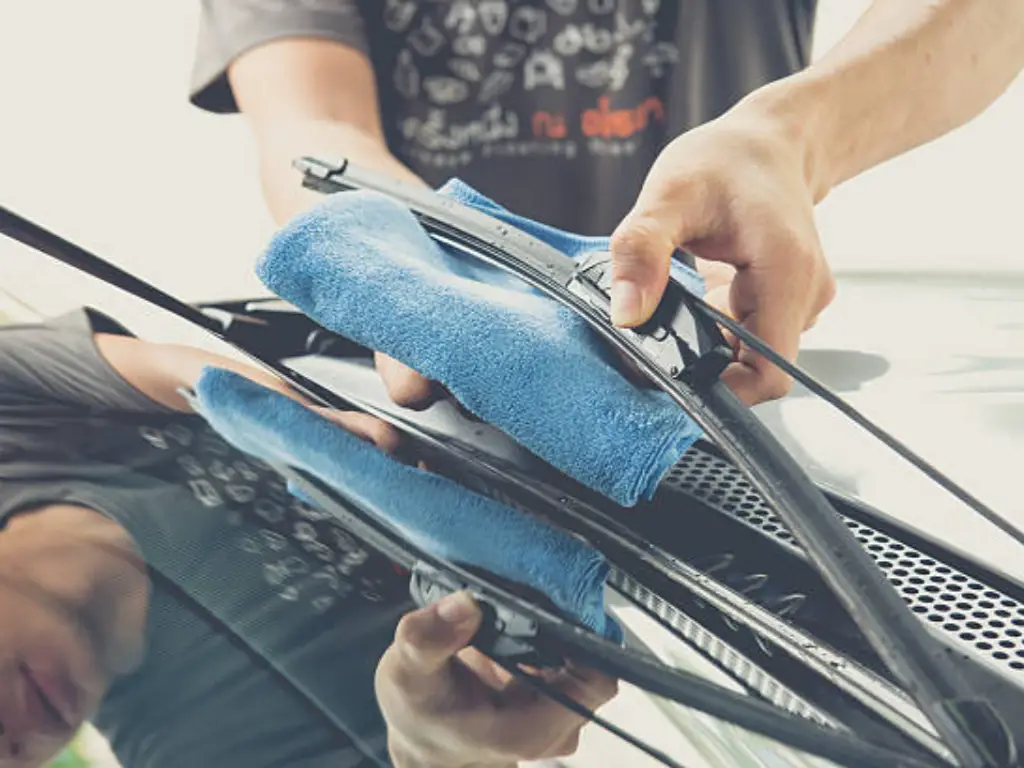 windshield wiper maintenance for protection film