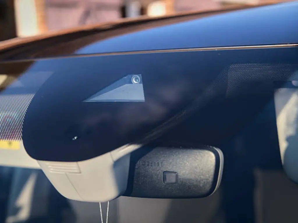 kosten vervangen voorruit tesla